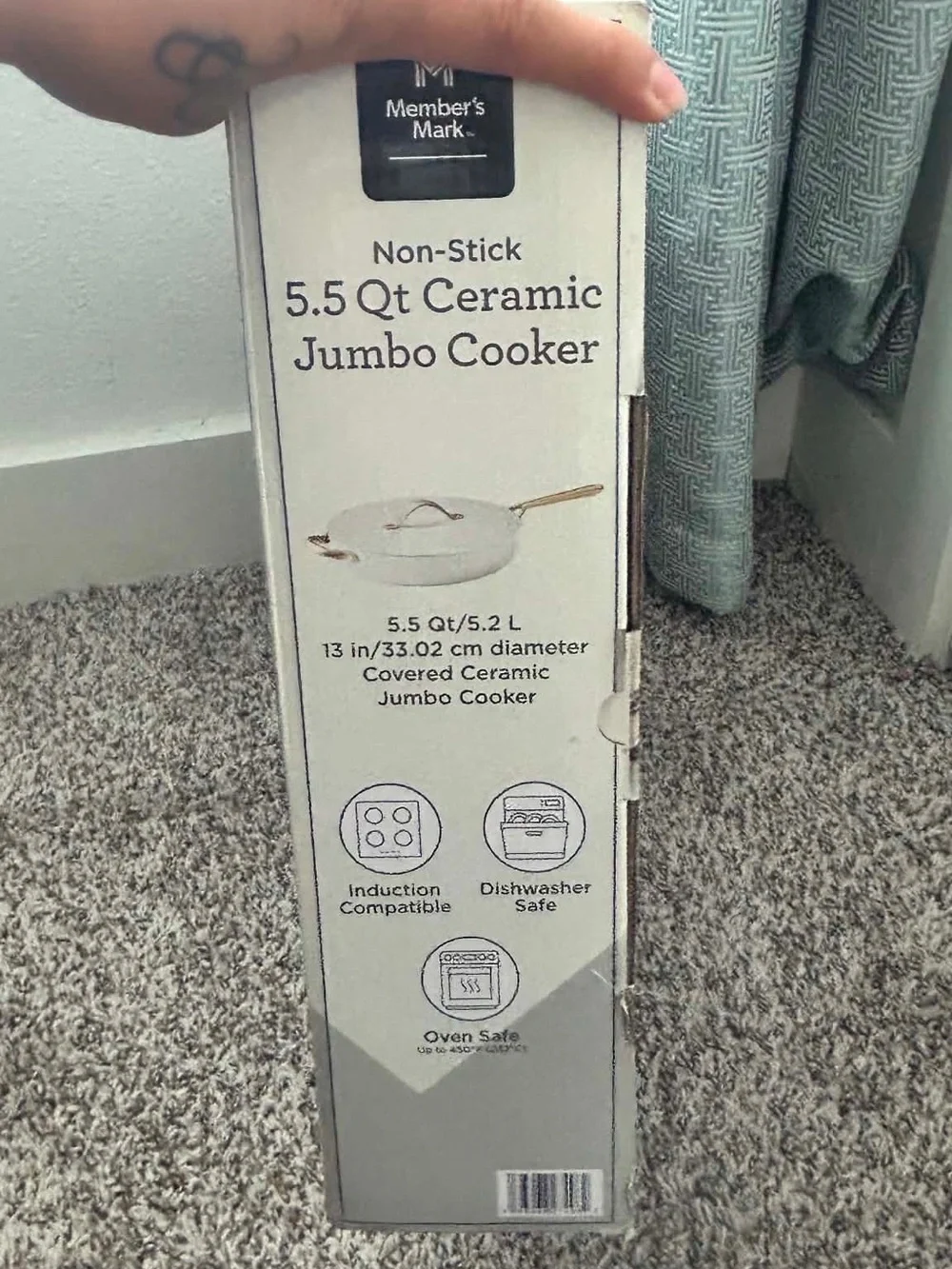 5.5 Qt Ceramic Jumbo Cooker - White with Gold Handle